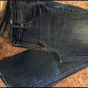 Old Navy 6P Curvy Bootcut Mid Rise